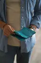 serviettes-ouate-33x33cm-3-plis-1000pcs-bleu-ocean-handed.webp